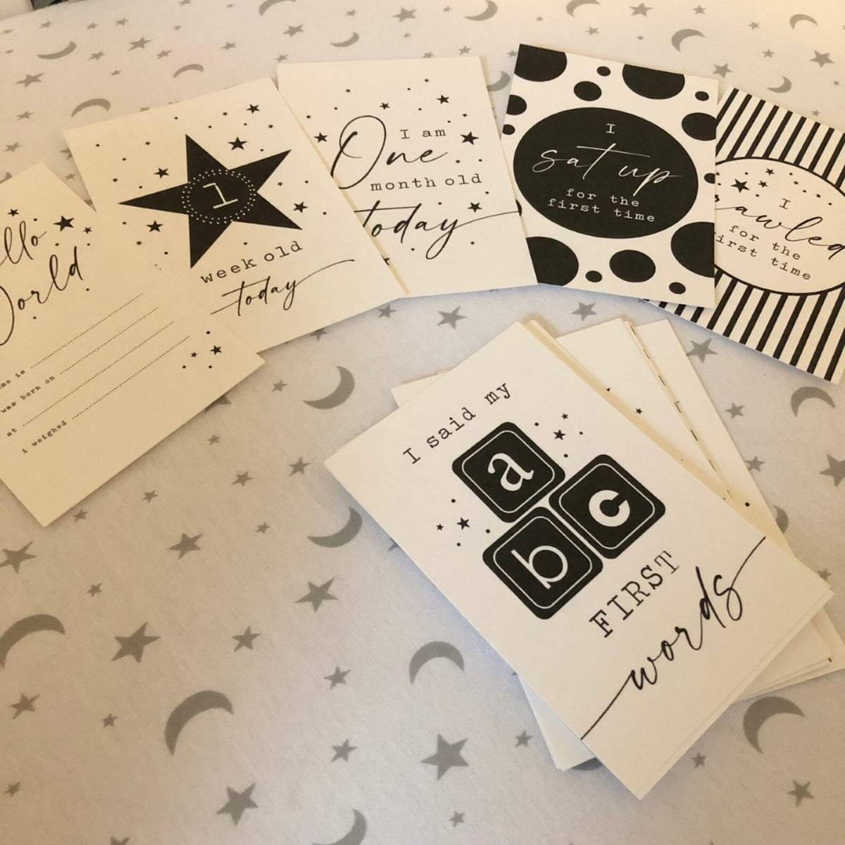 Baby MILESTONE cards - pack of 24